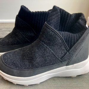 Merrell Women's Alpine Pull on Knit Snow Boot